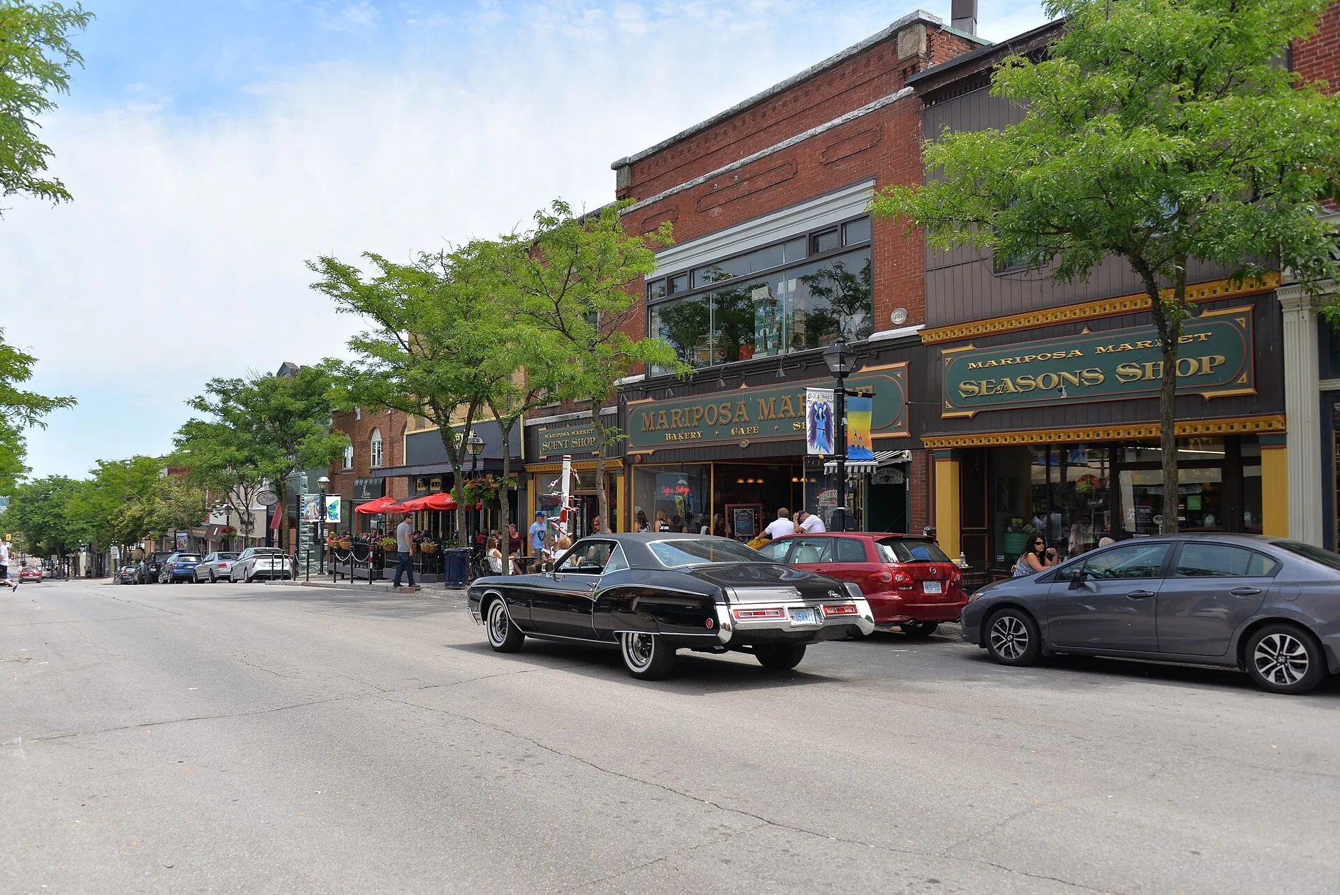 Downtown Orillia streetscape, Ontario
